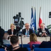 minister na UG 1