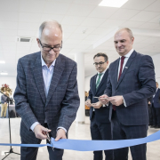Otwarcie Instytutu Informatyki - przecięcie wstęgi