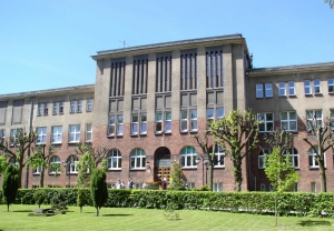 Budynek Wydziału Zarządzania